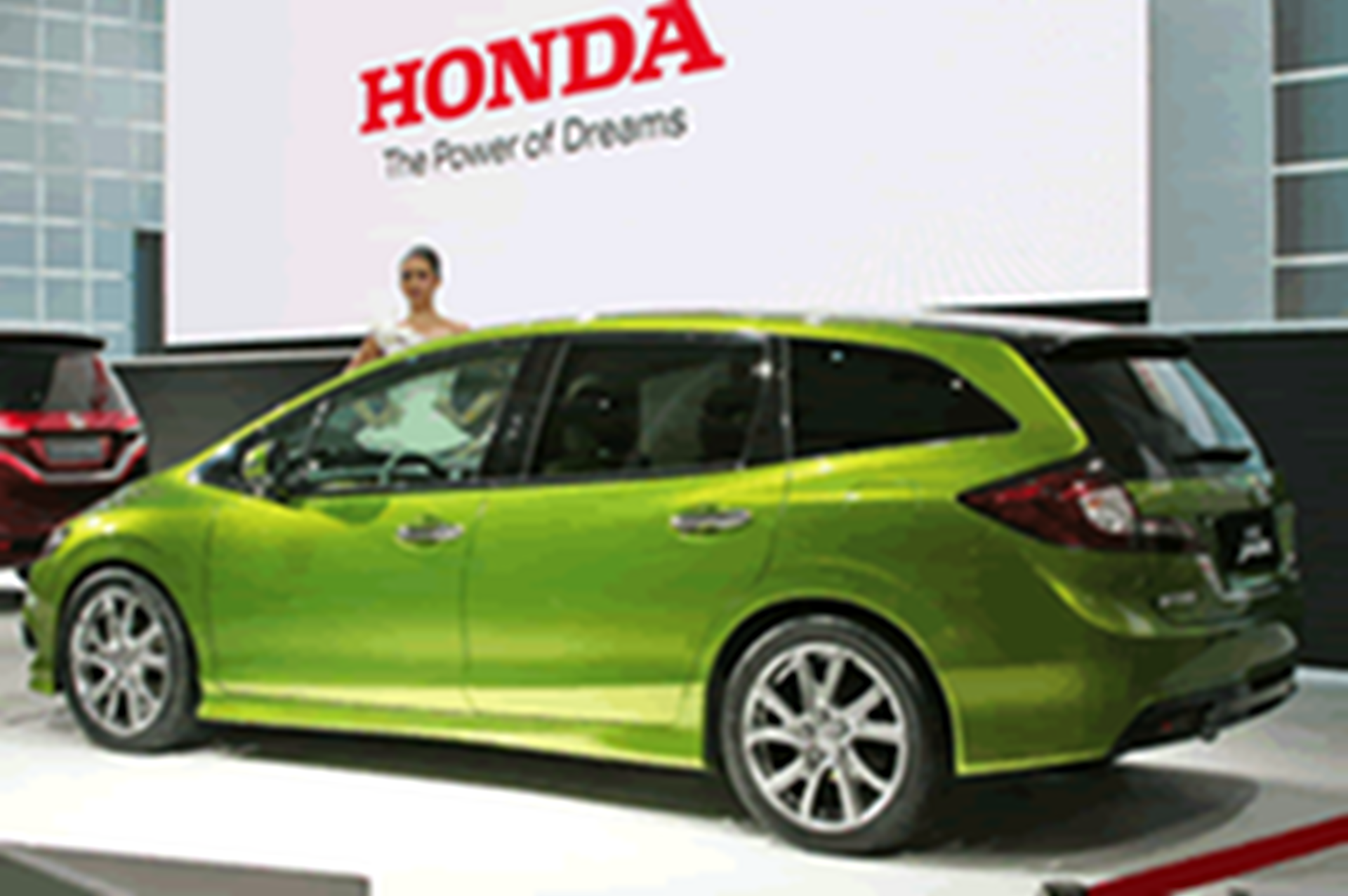 Japanese car sales track up