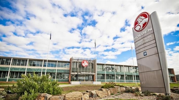 Holden to close Aussie plants