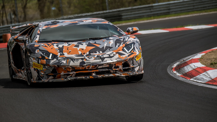 New Lamborghini sets bar high