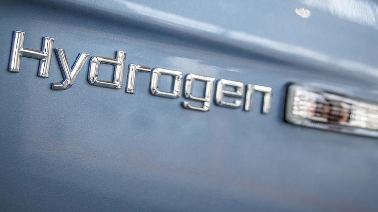 Hydrogen refuelling trial underway