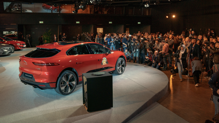 Jaguar I-Pace snags top award