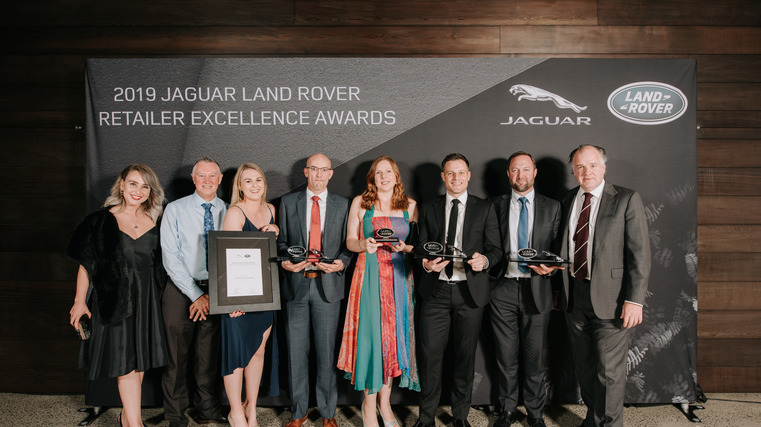 Auckland retailer picks up dealer award