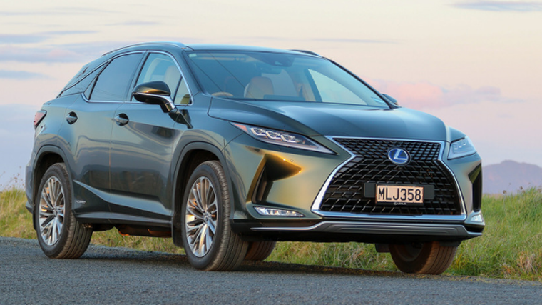 Autofile - News / Buyers going green over Lexus