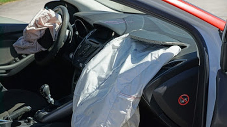 Toyota and Honda recall 6m vehicles over airbags