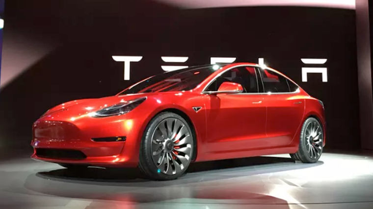 Tesla beats ‘stuffy’ rivals to UK gong