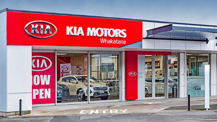  Nicholson family and Kia join forces in Whakatane