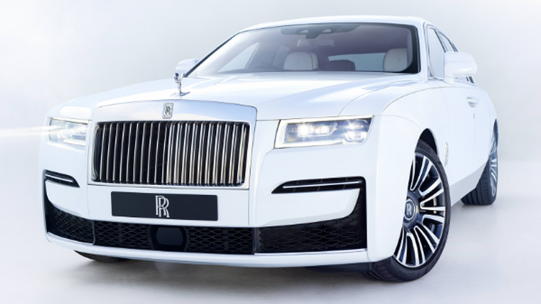 Rolls-Royce hails rebound in demand for luxury cars