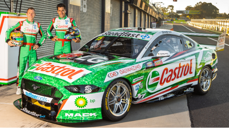 Supercar livery puts fans close to action