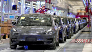 Plan to phase out petrol-only cars