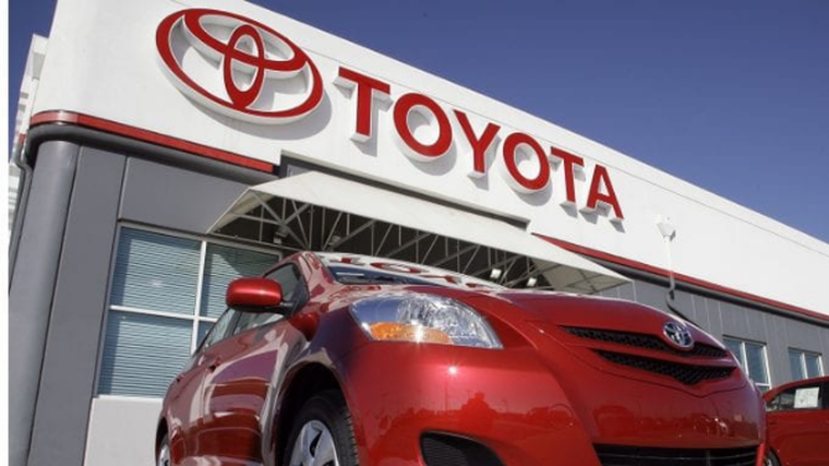 Toyota world’s top car seller