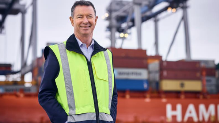 Port boss quits amid criticism