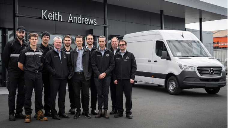 Dealer secures vans contract