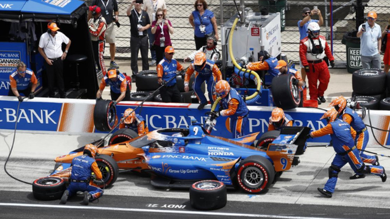 Dixon’s title defence stays alive