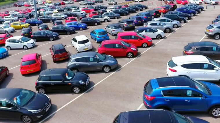 Autofile - News / Second-hand Car Sales Soar