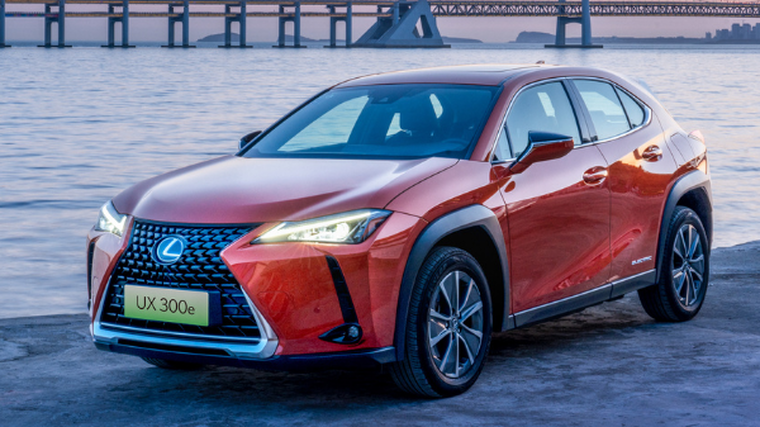 Electric Lexus targets rebates