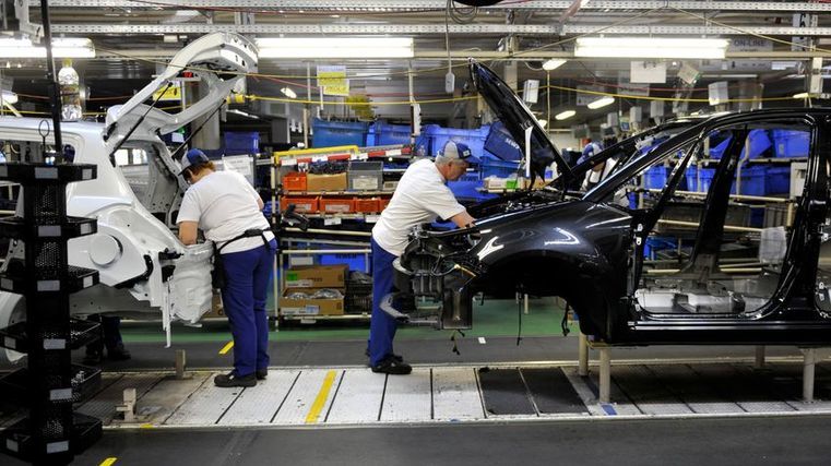 Suzuki joins Russia boycott