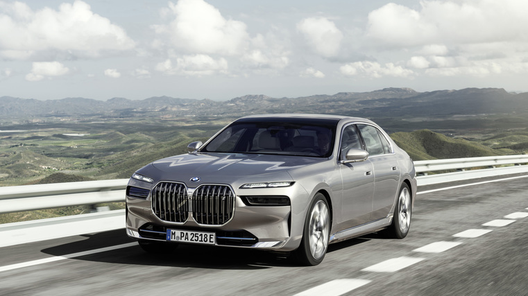 BMW prepares for all-electric sedan