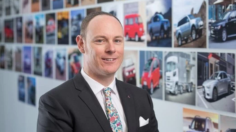 Mitsubishi eyes top sales spot