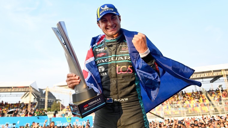 Evans nails race strategy
