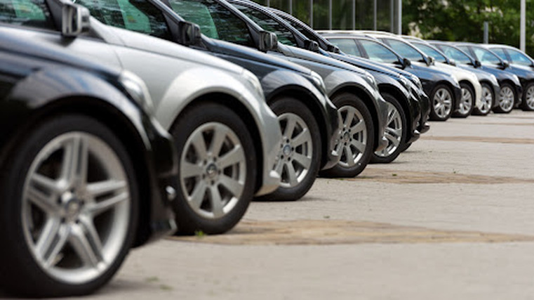 SUV sales stay strong