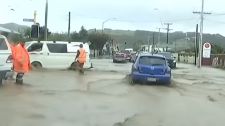 Tips on detecting flood damage