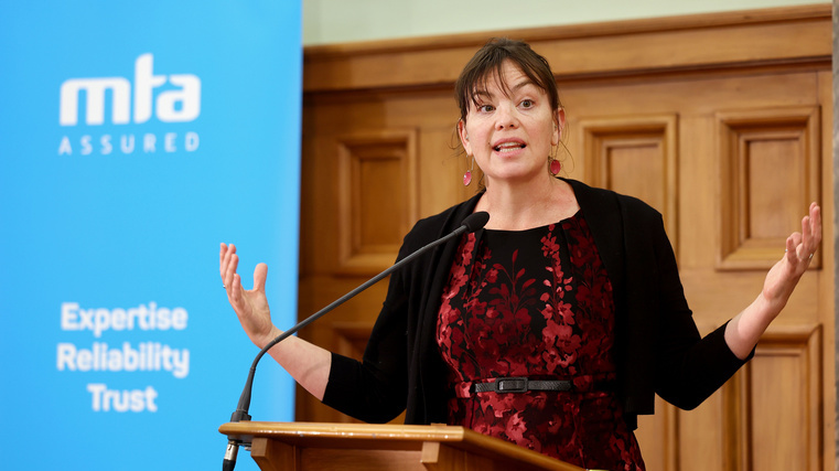 Greens back tailpipe emissions tests