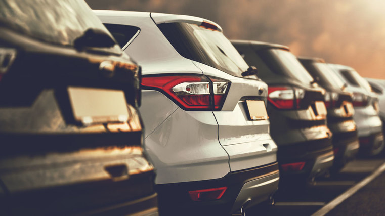 Motor vehicle retail drops $95m