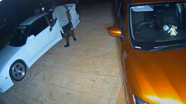 Quirky car alarm frightens thief