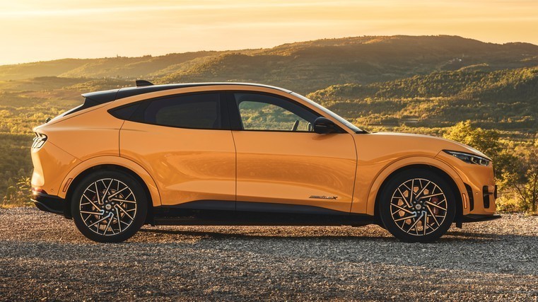 Five stars for muscle car