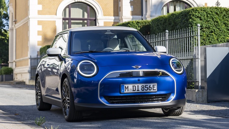 Autofile - News / Mini plant going all-electric