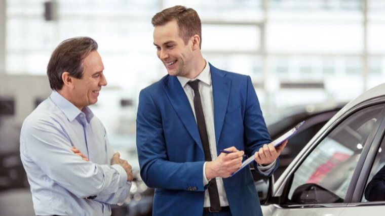 Car sales weigh on retail stats