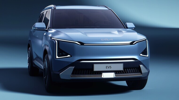 Electric SUV on tour
