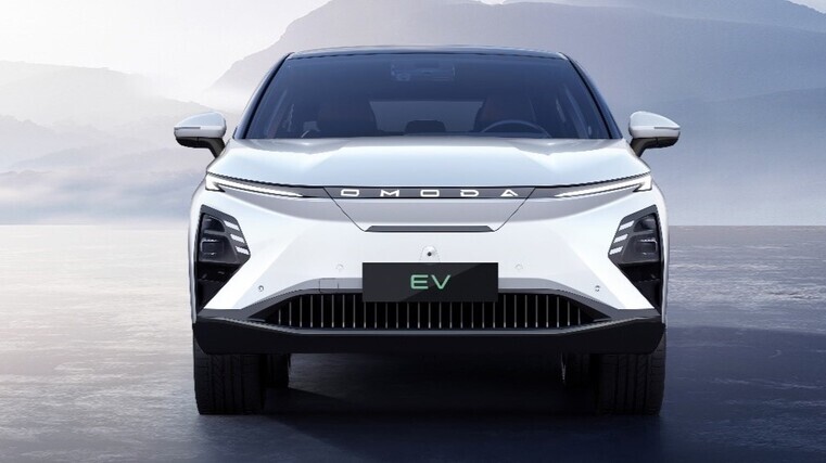 Omoda slashes EV prices