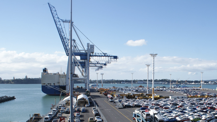 Former port boss to pay $190k