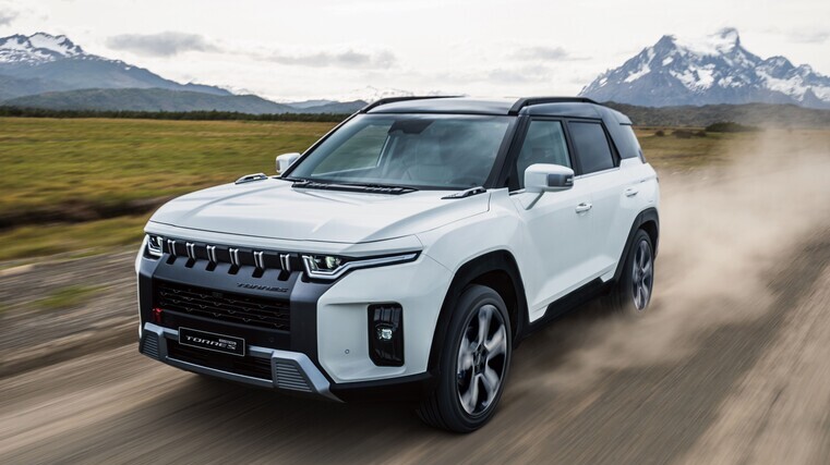 Marque showcases hybrid SUV
