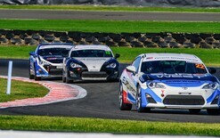 Leader extends advantage