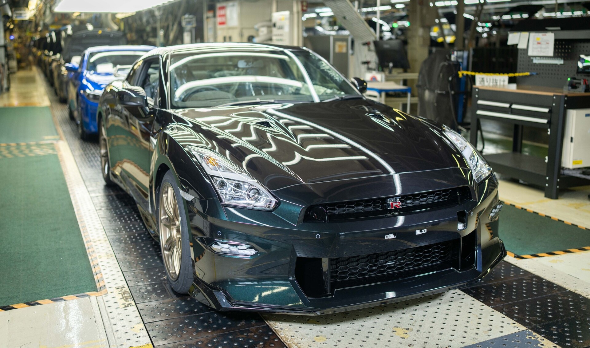 Autofile - News / End of road for R35 GT-R
