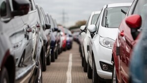 Cars with plugs in demand