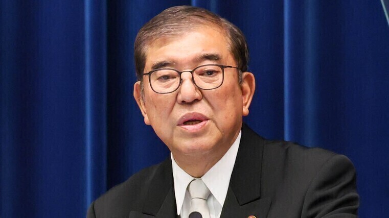 Japan’s PM stepping down