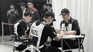 Kiwis do battle in Japan