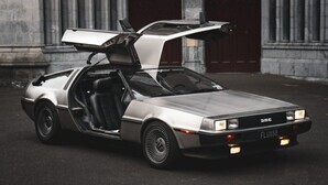 Hollywood appeal helps car top listings