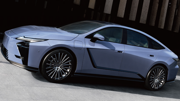 Lexus hits all-time high