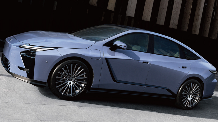 Lexus hits all-time high