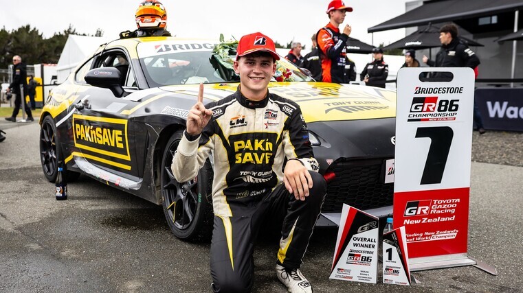  Leader’s double delight