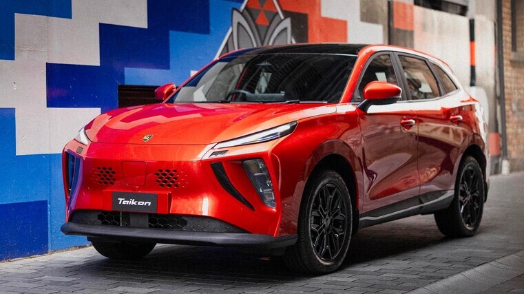 Brand makes NZ debut