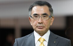 Suzuki beats Honda