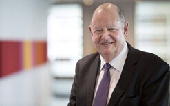 Tribute to industry pioneer