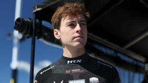 Kiwi extends IndyCar deal
