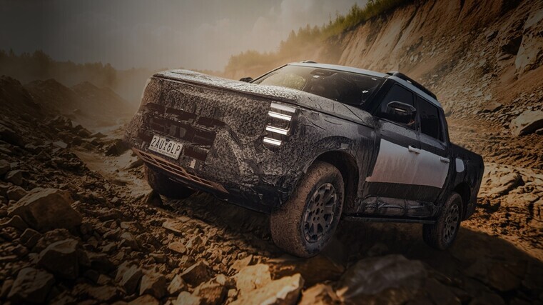 Plug-in ute first for marque
